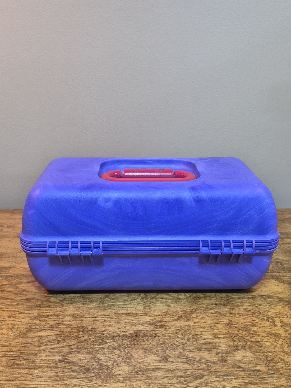 CABOODLES Vintage 90s Purple Cosmetic Case with Interior Organizer and Mirror - Picture 3 of 16